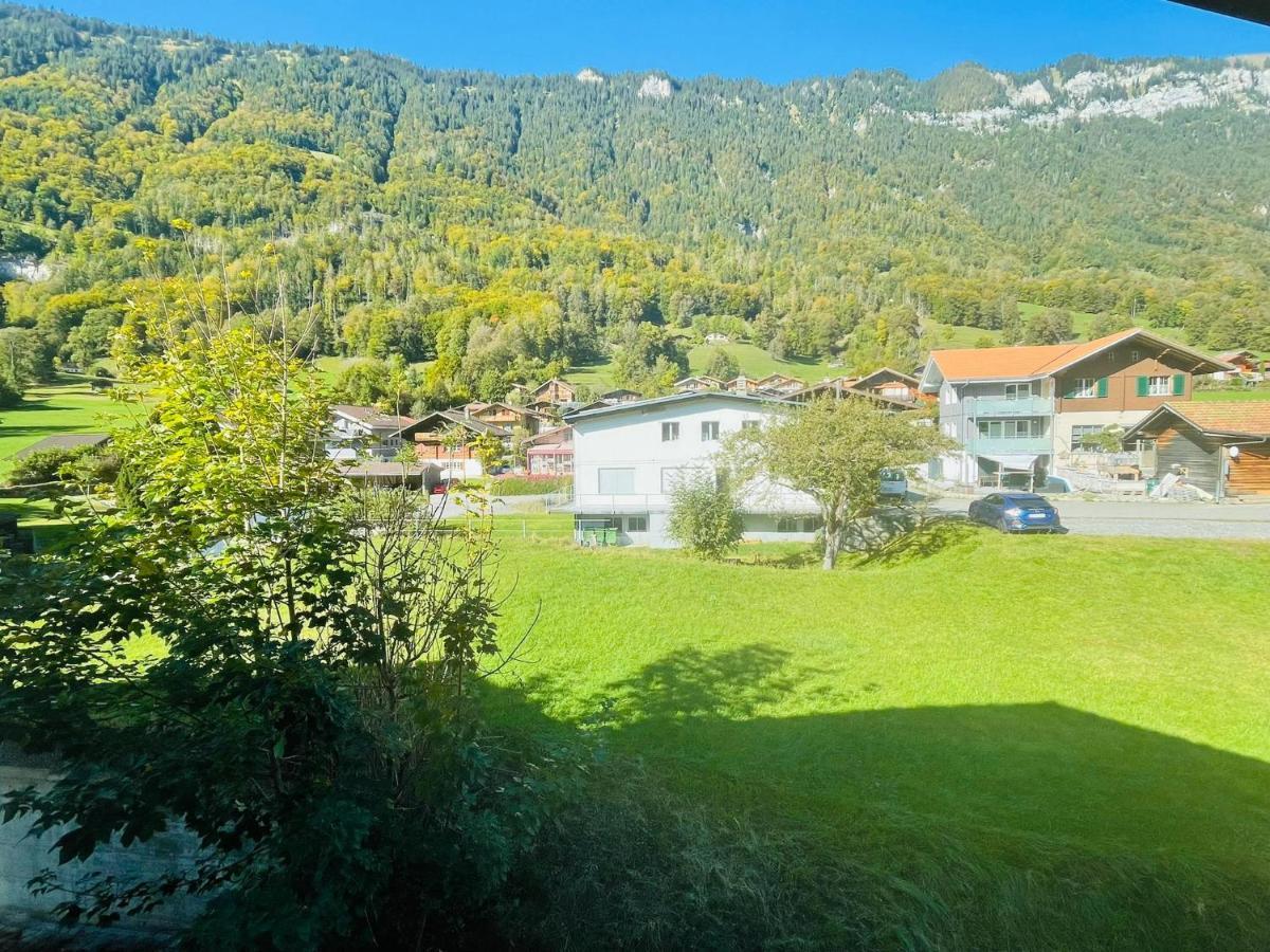 Swiss Chalet Holidays Ringgenberg Exteriör bild